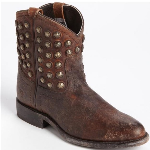 Frye Shoes - Frye Wyatt Disc Short Boots